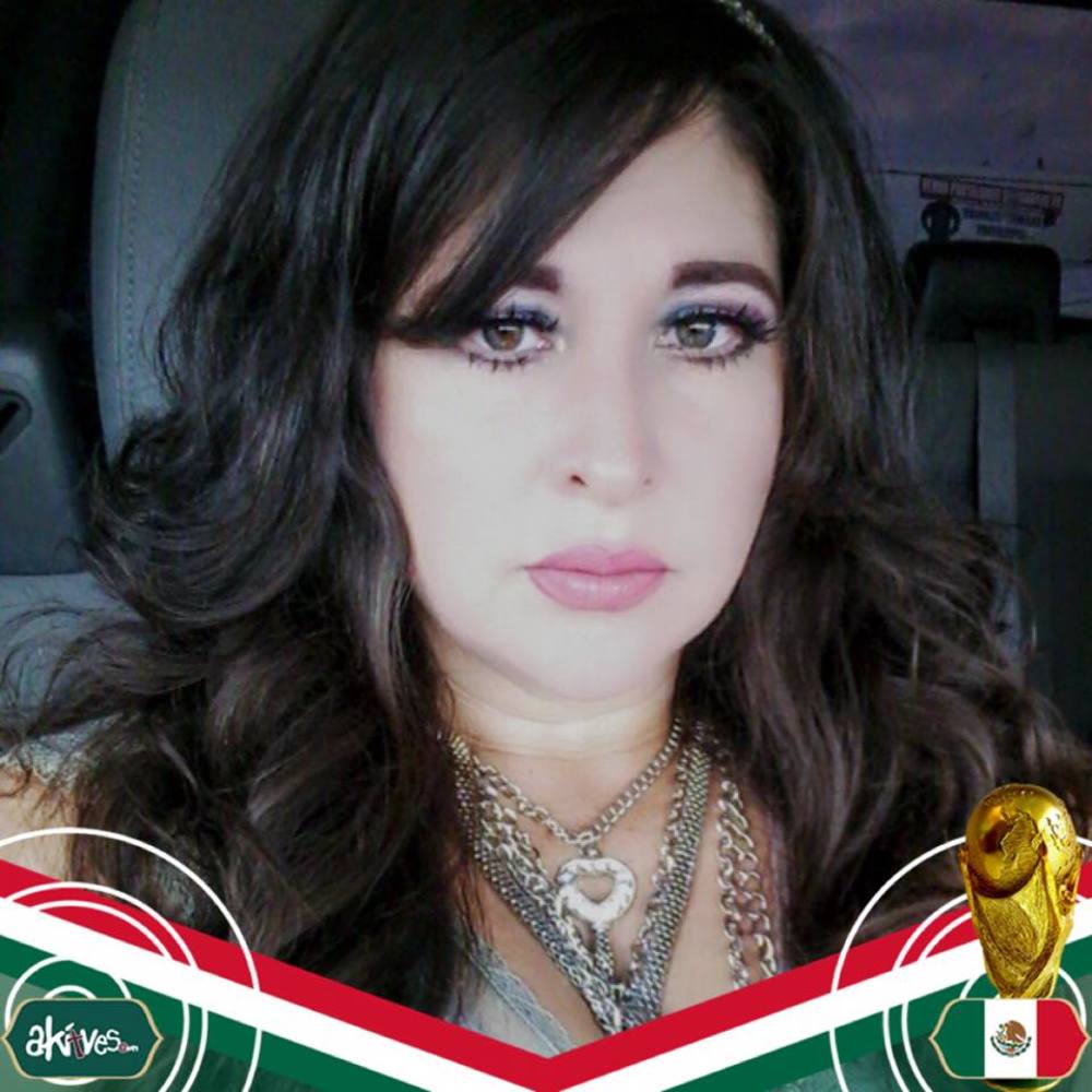 Meet your Posher, Rosalinda